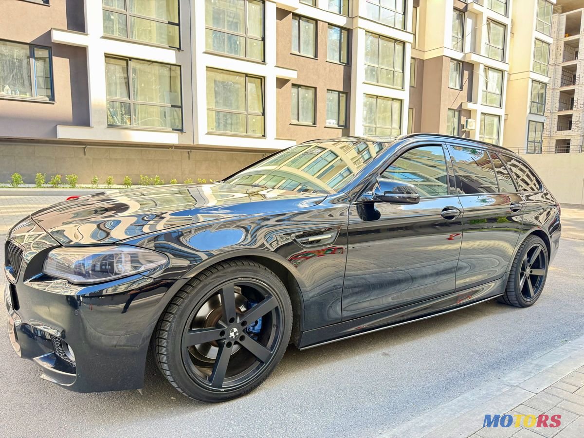 2016' BMW 5 Series photo #1