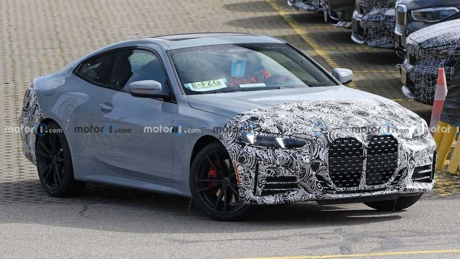 2024 BMW 4 Series Coupe Spied In M Sport And M440i Flavors