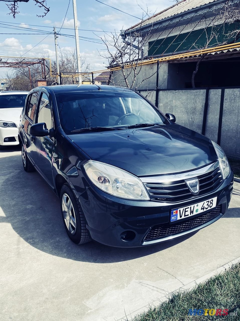 2010' Dacia Sandero photo #2