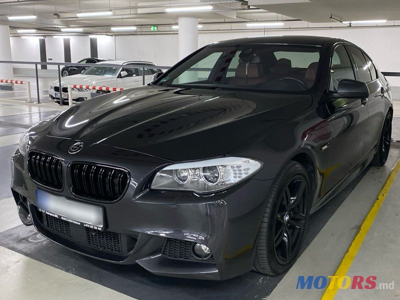2012' BMW 5 Series photo #5