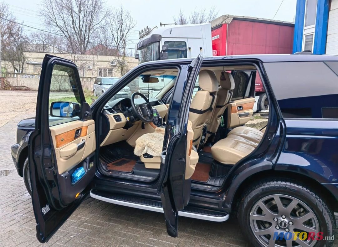 2008' Land Rover Range Rover Sport photo #1