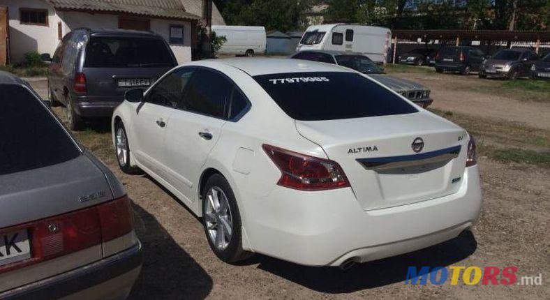 2014' Nissan Altima photo #3