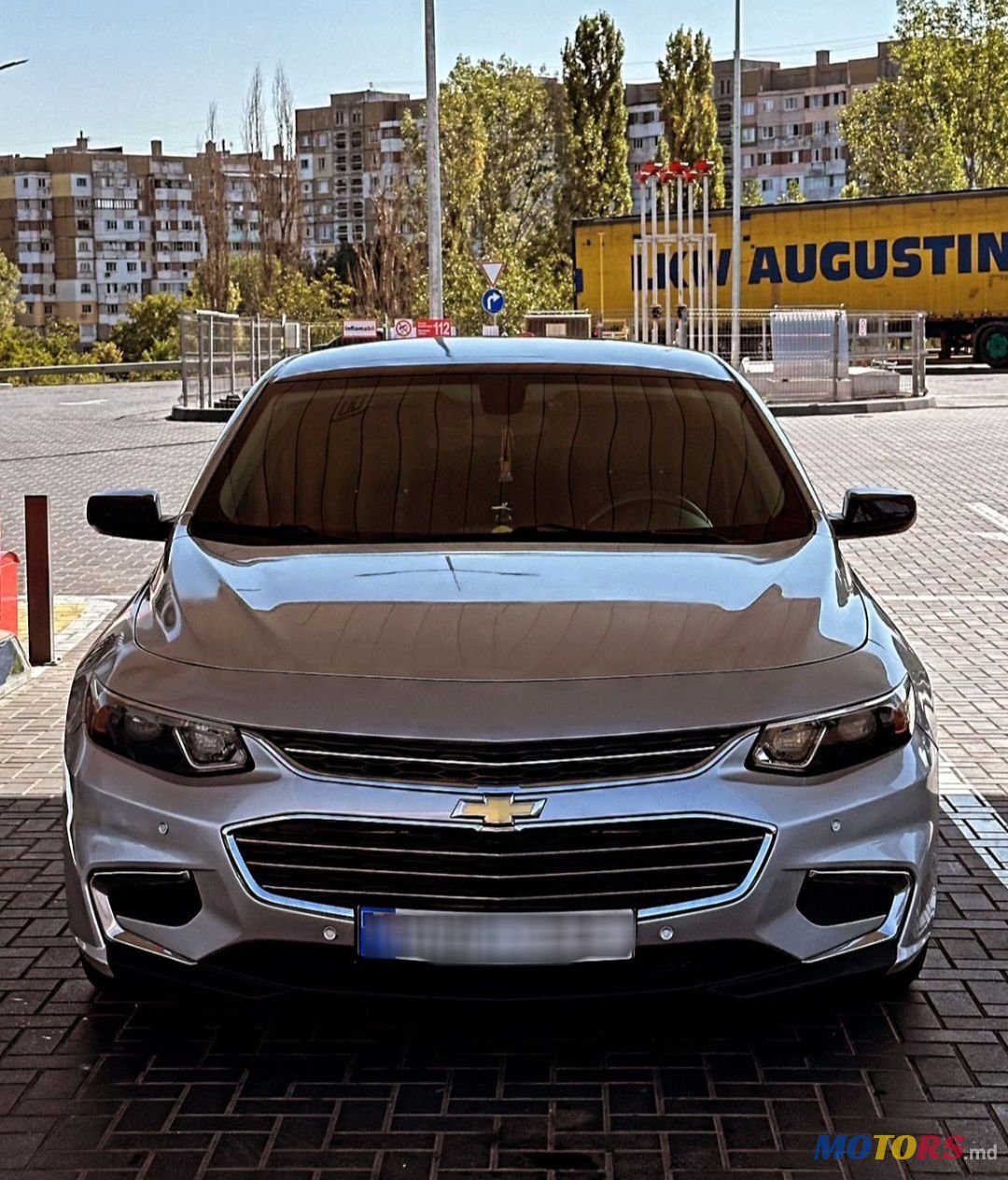 2017' Chevrolet Malibu photo #5