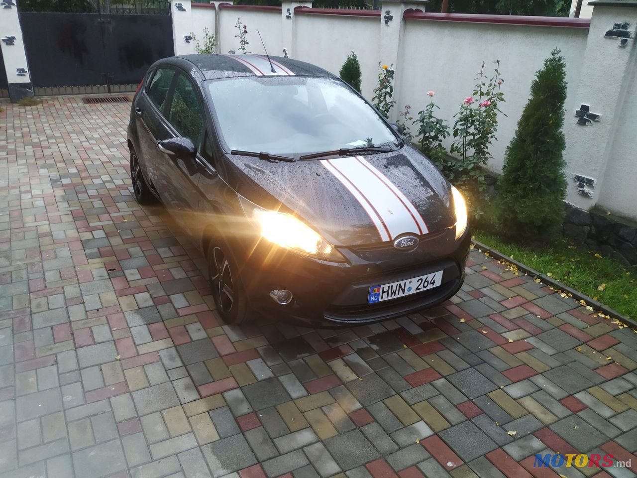 2012' Ford Fiesta photo #1