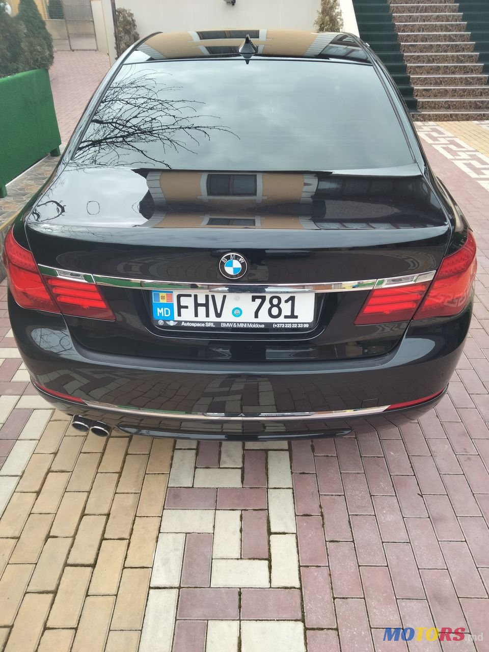 2012' BMW 7 Series photo #2