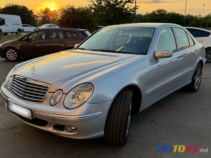 2003' Mercedes-Benz E-Class photo #1