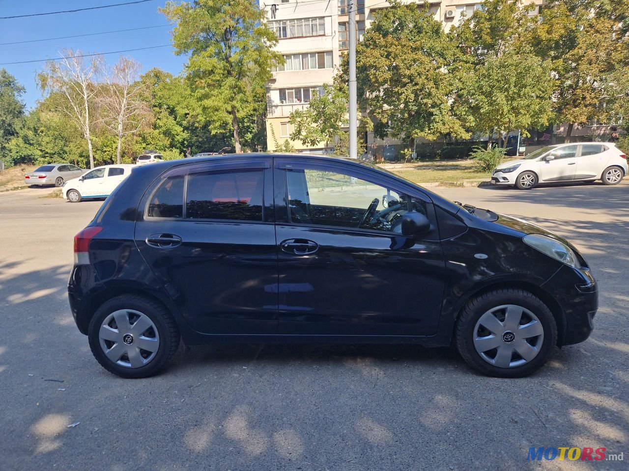 2009' Toyota Yaris photo #4