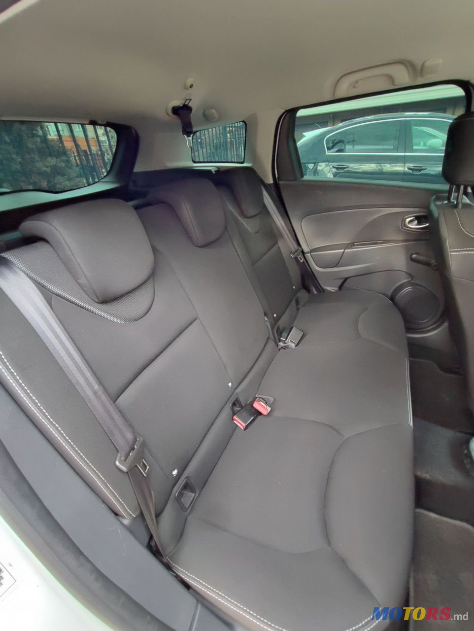 2015' Renault Clio photo #4