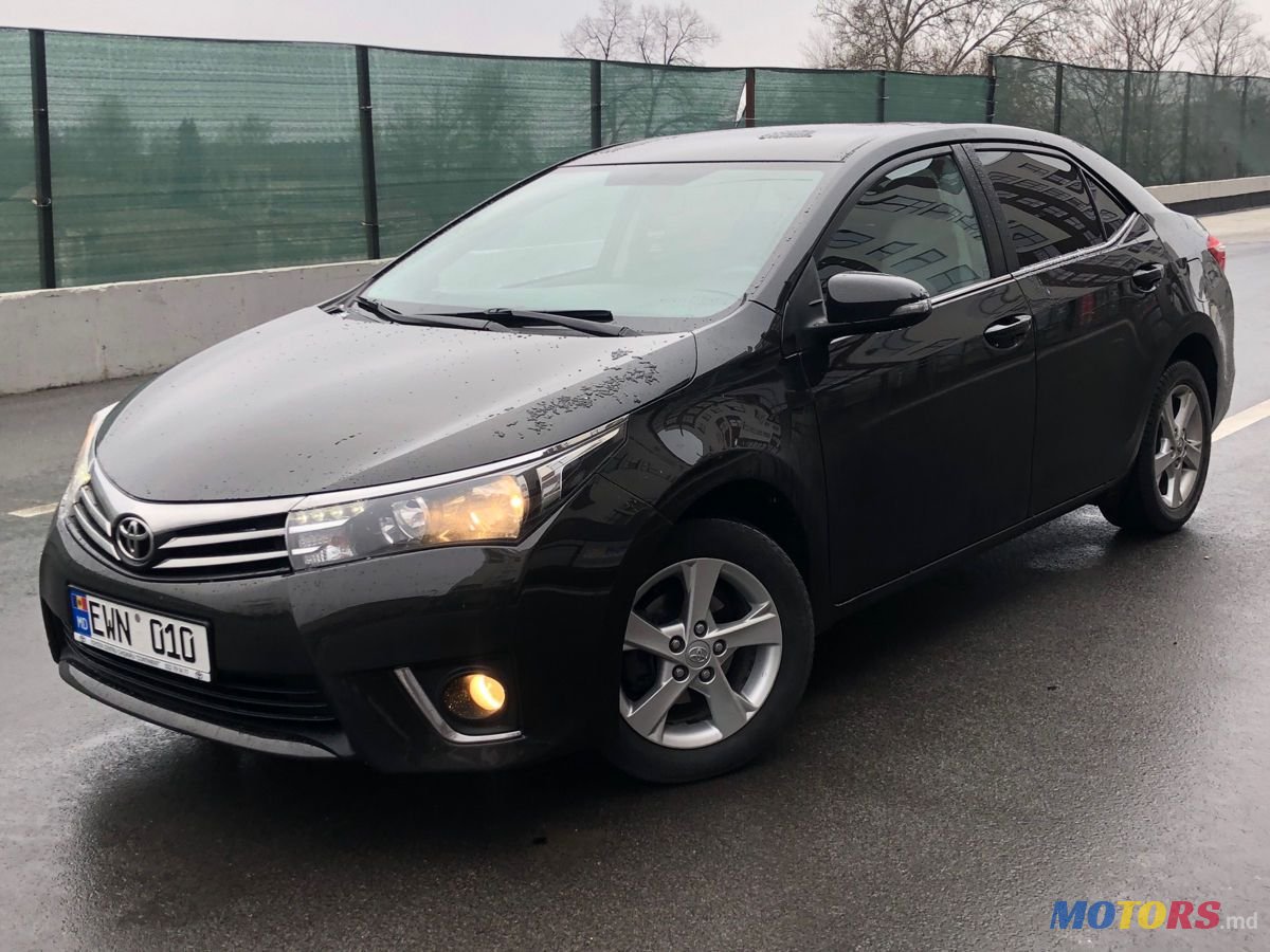 2015' Toyota Corolla photo #2