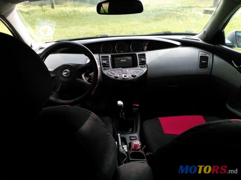 2002' Nissan Primera photo #3