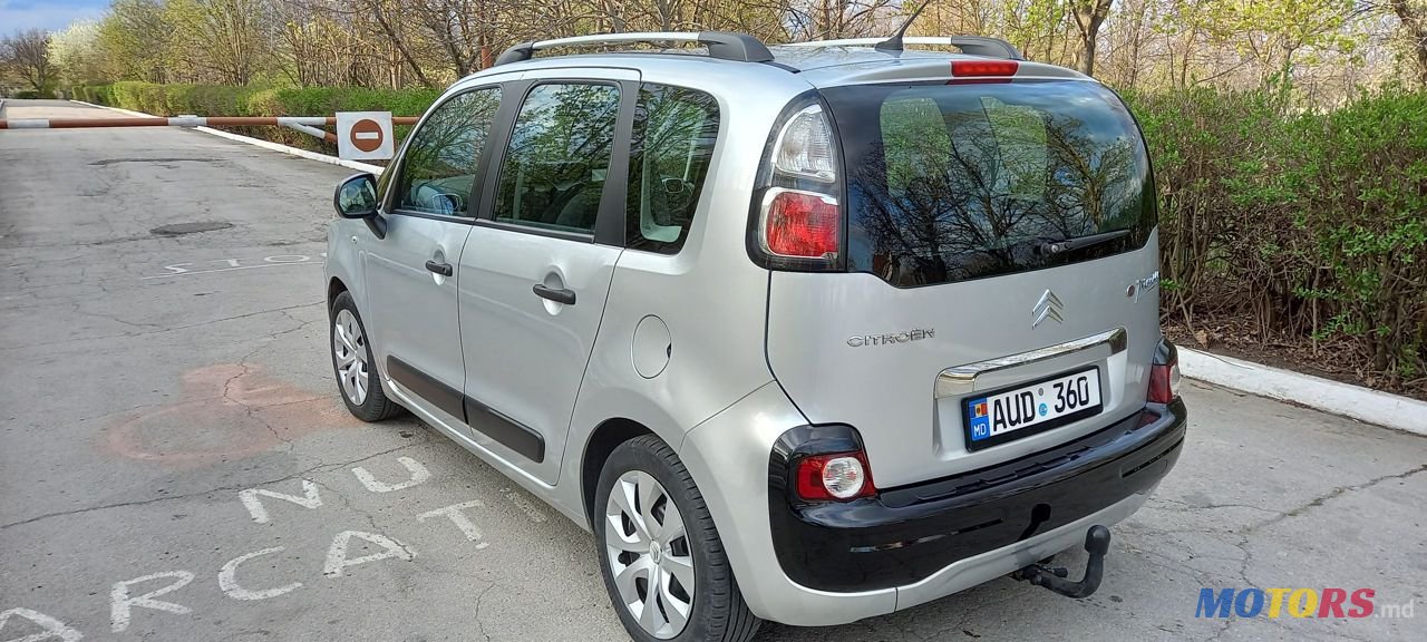 2012' Citroen C3 Picasso photo #3