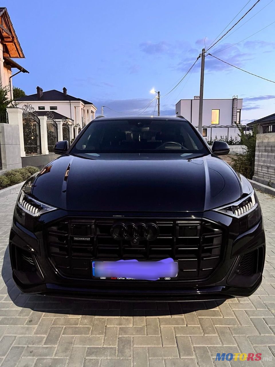 2019' Audi Q8 photo #1