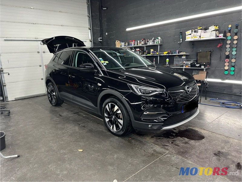 2021' Opel Grandland X photo #2