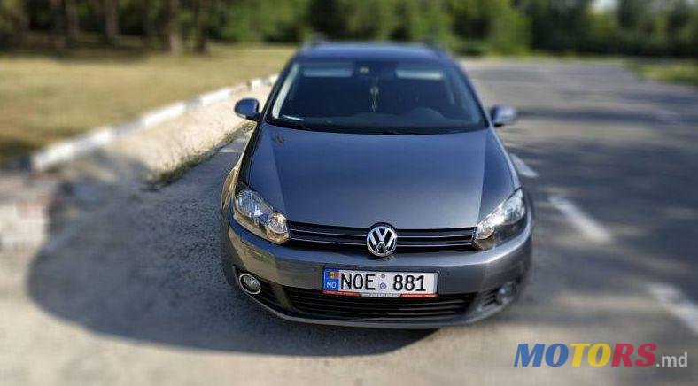 2010' Volkswagen Golf photo #1