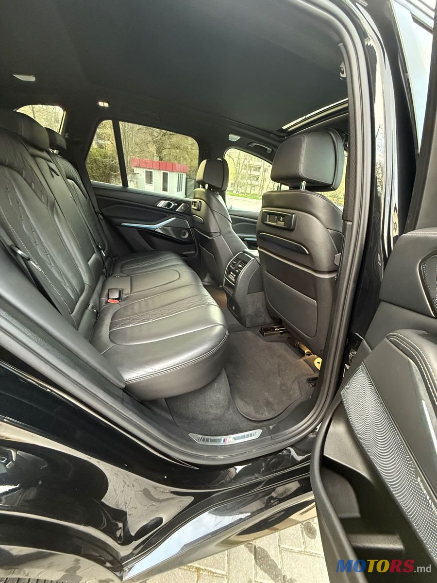 2022' BMW X5 photo #4