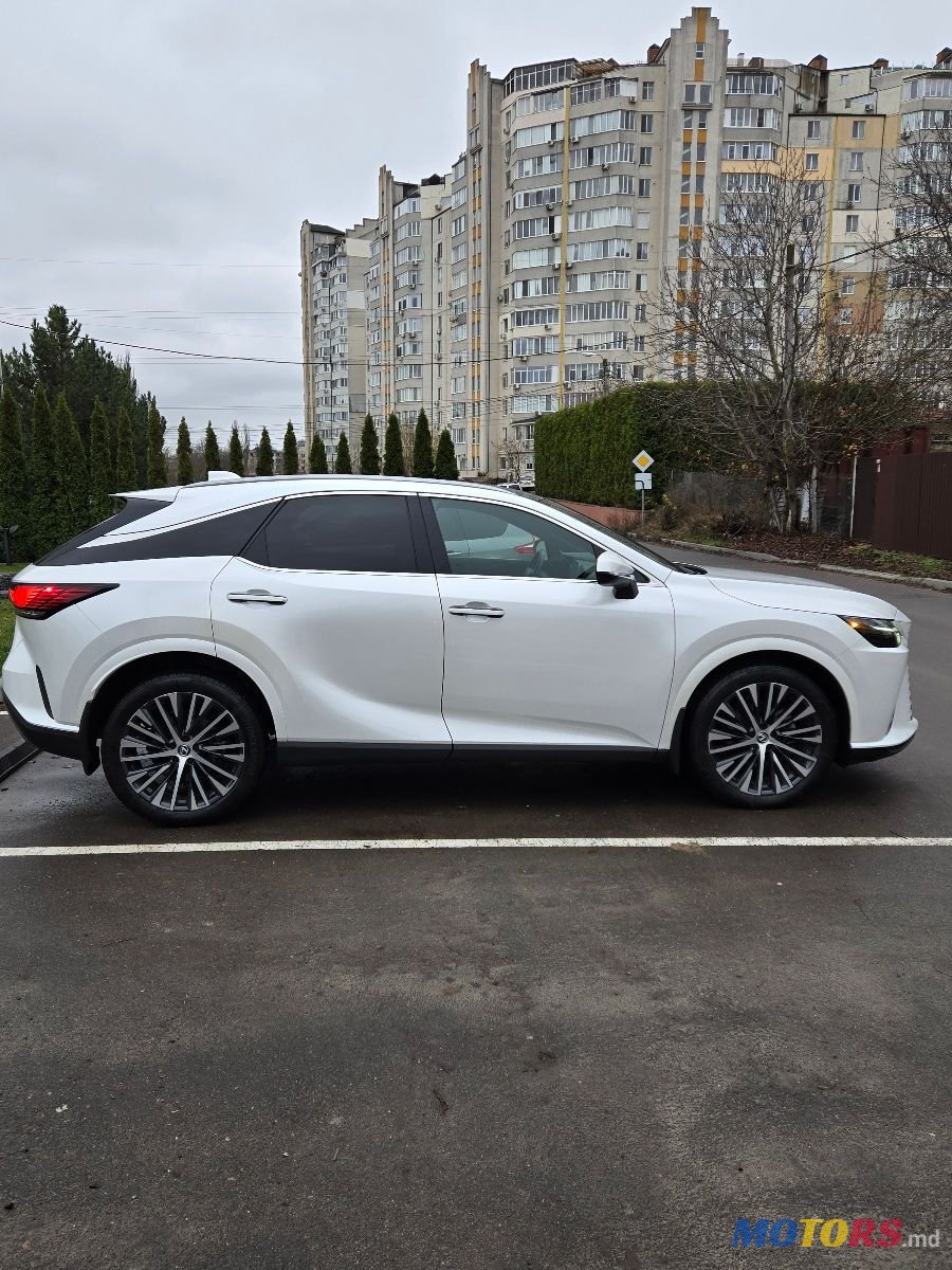 2023' Lexus Rx Series photo #3