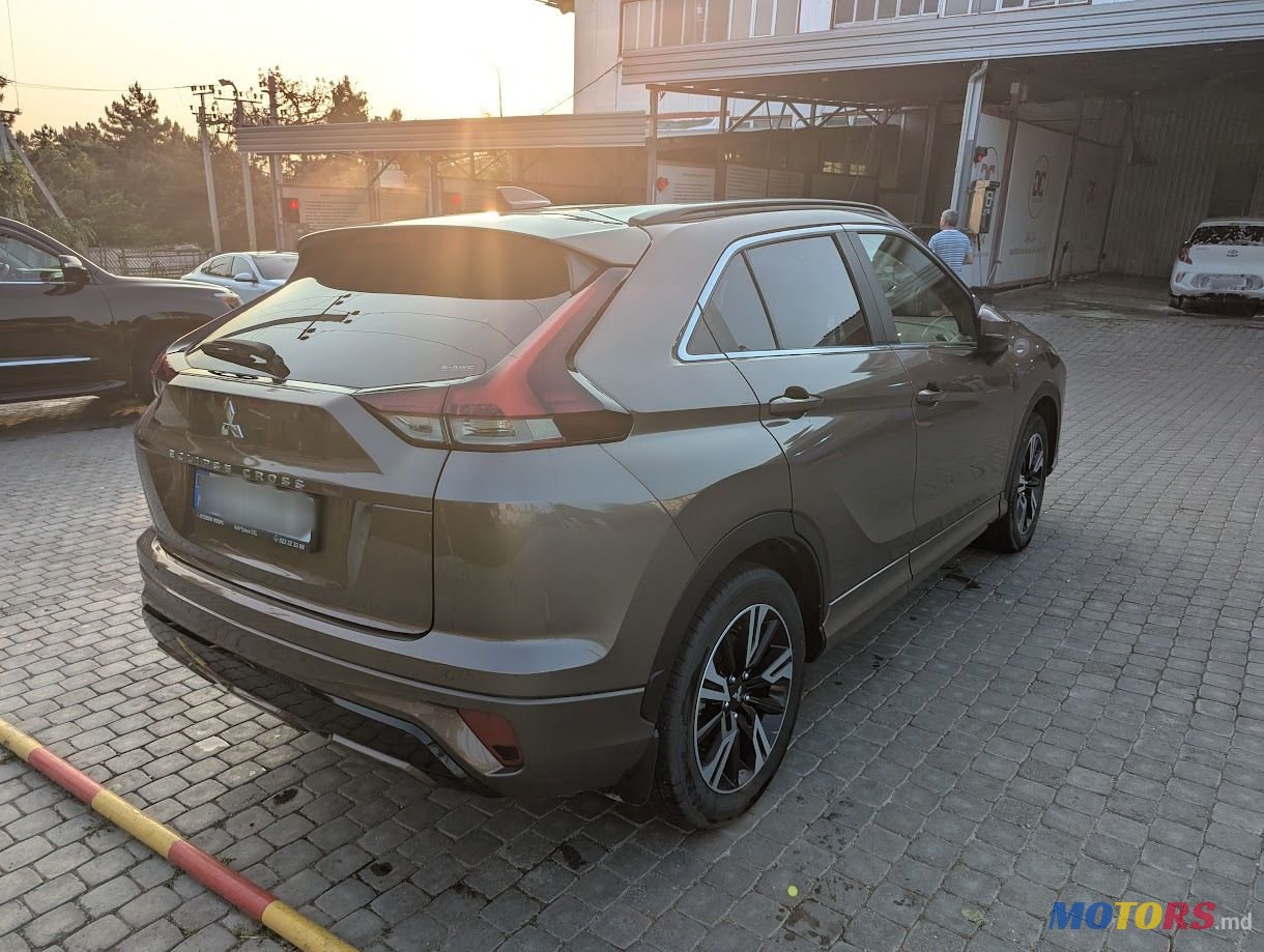 2021' Mitsubishi Eclipse Cross photo #5