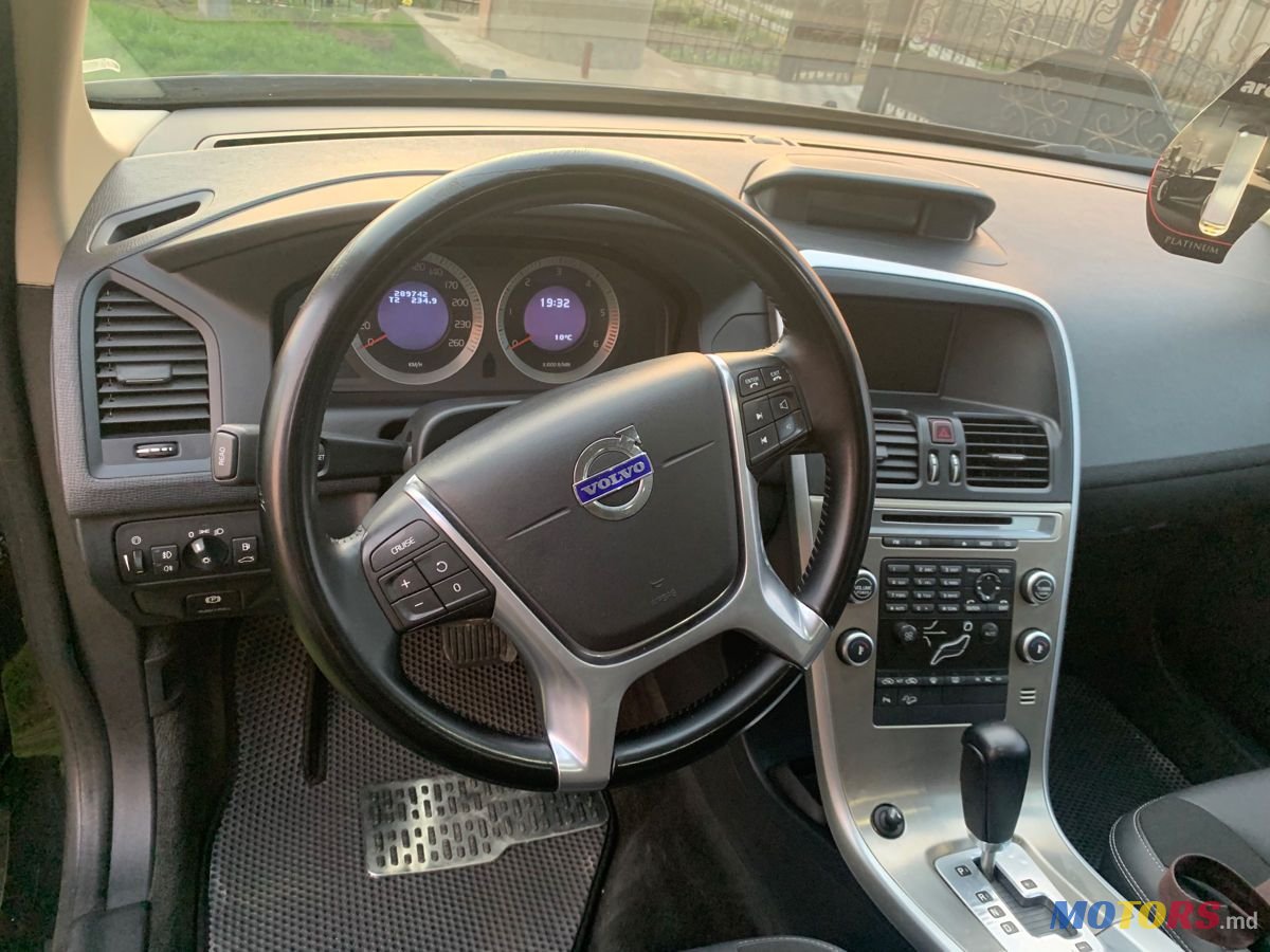 2011' Volvo XC60 photo #4