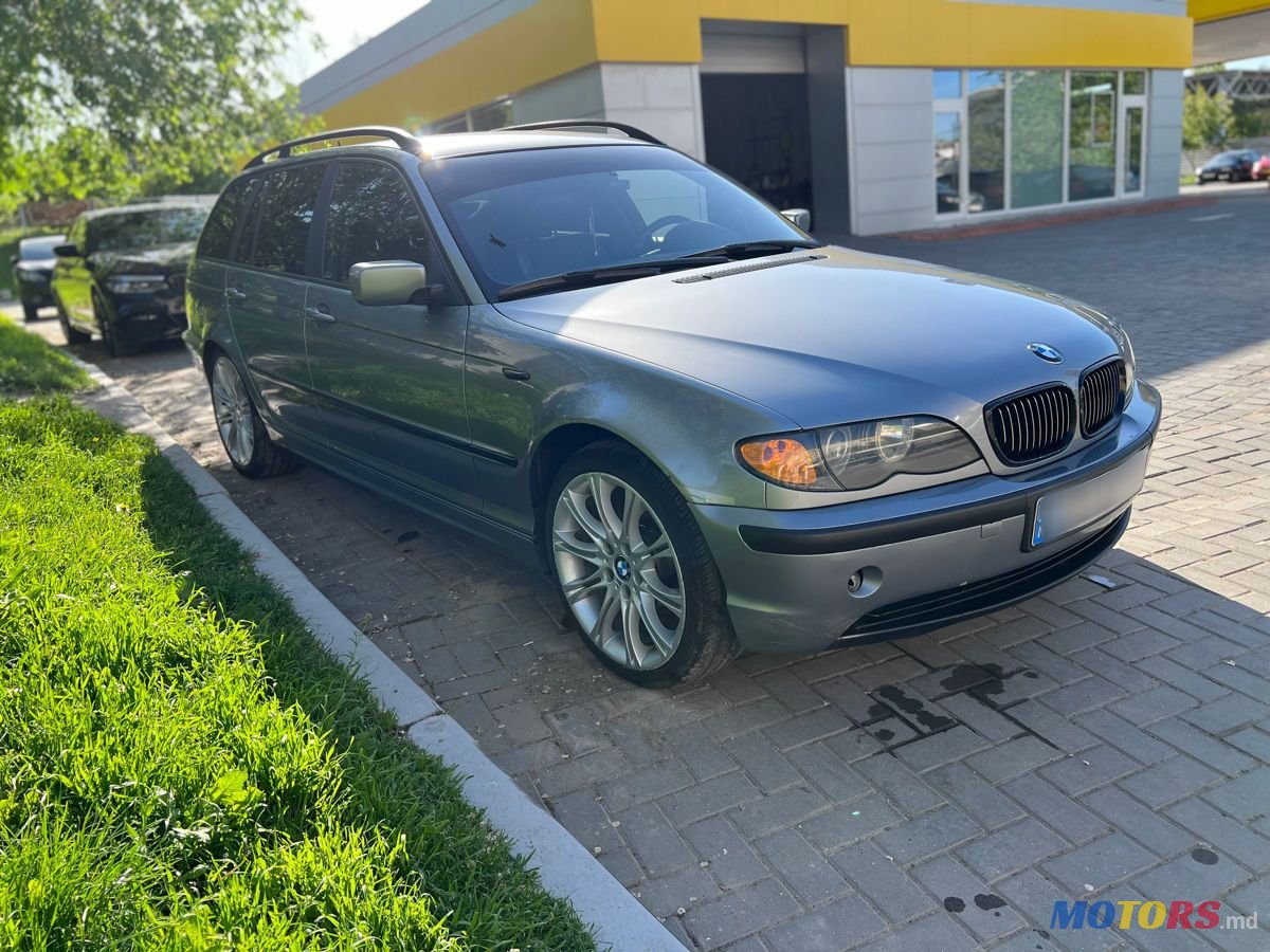 2004' BMW 3 Series Touring photo #6