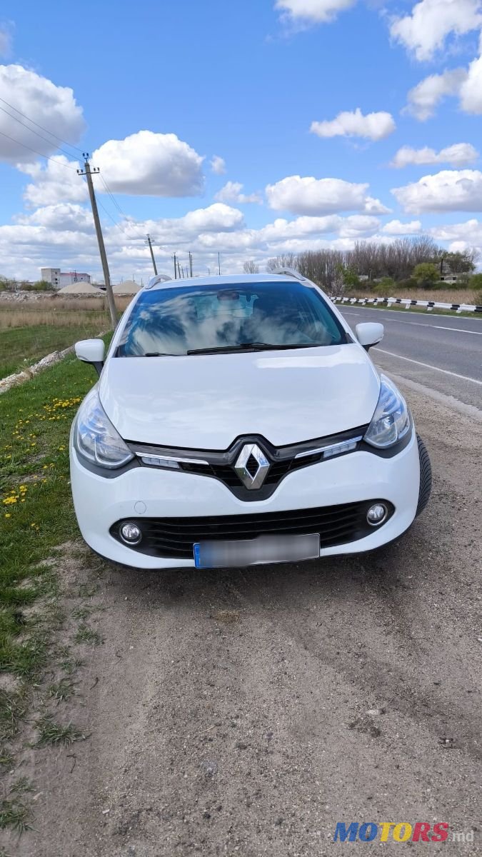 2014' Renault Clio photo #1