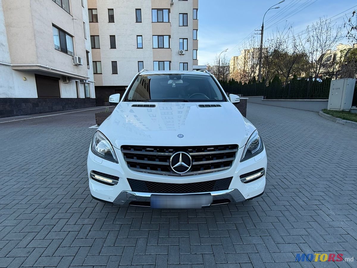 2012' Mercedes-Benz M-Class photo #3