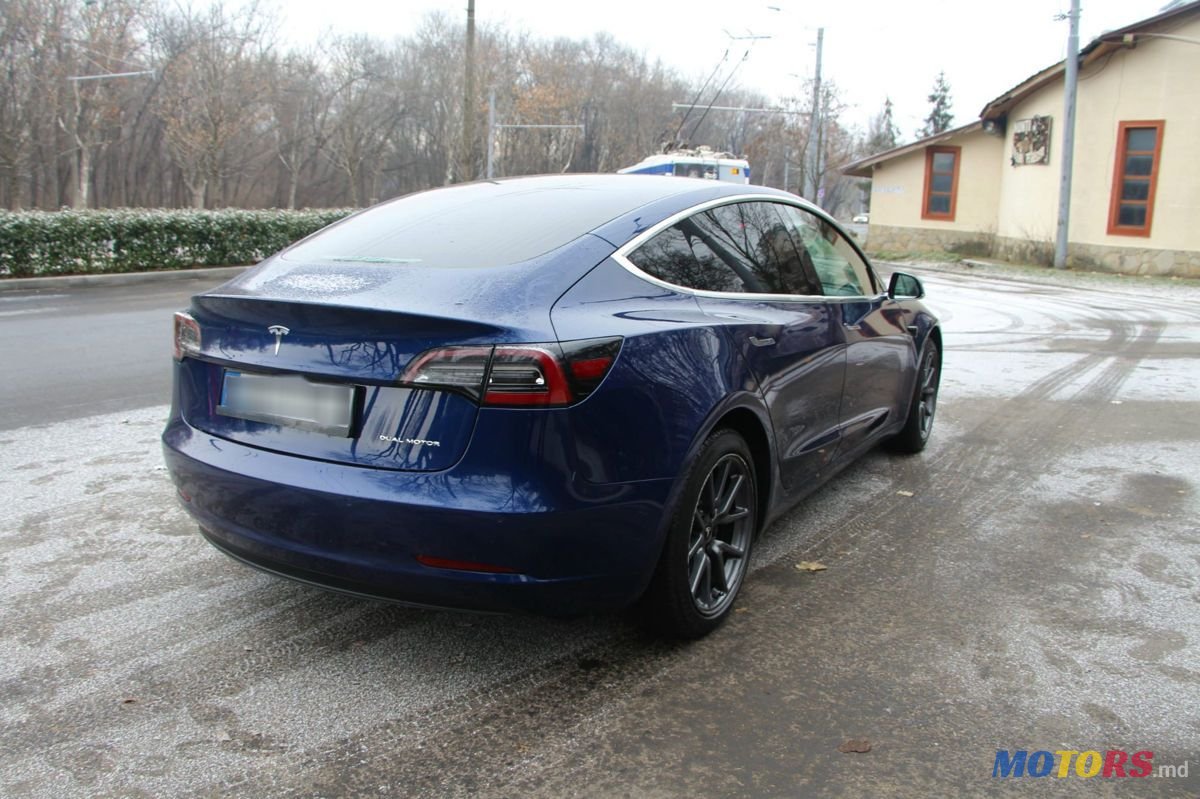 2019' Tesla Model 3 photo #3