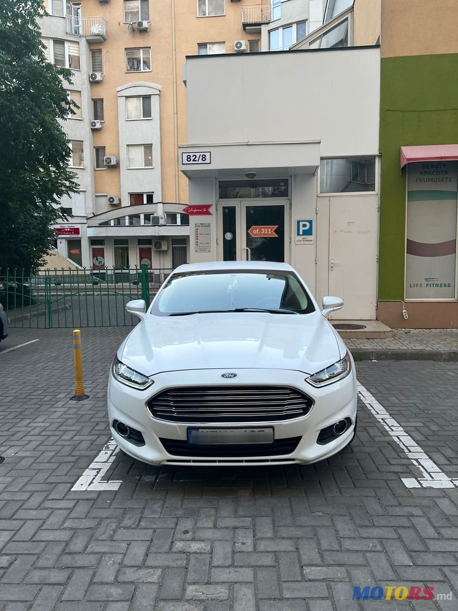 2013' Ford Fusion photo #1