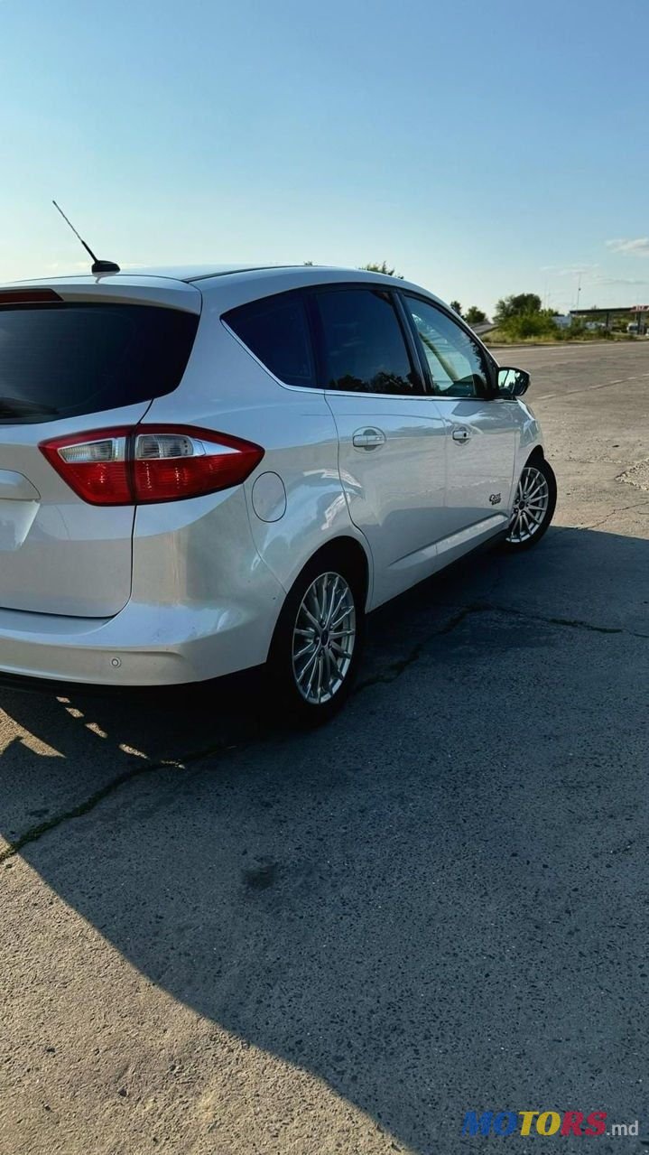 2012' Ford C-MAX photo #4