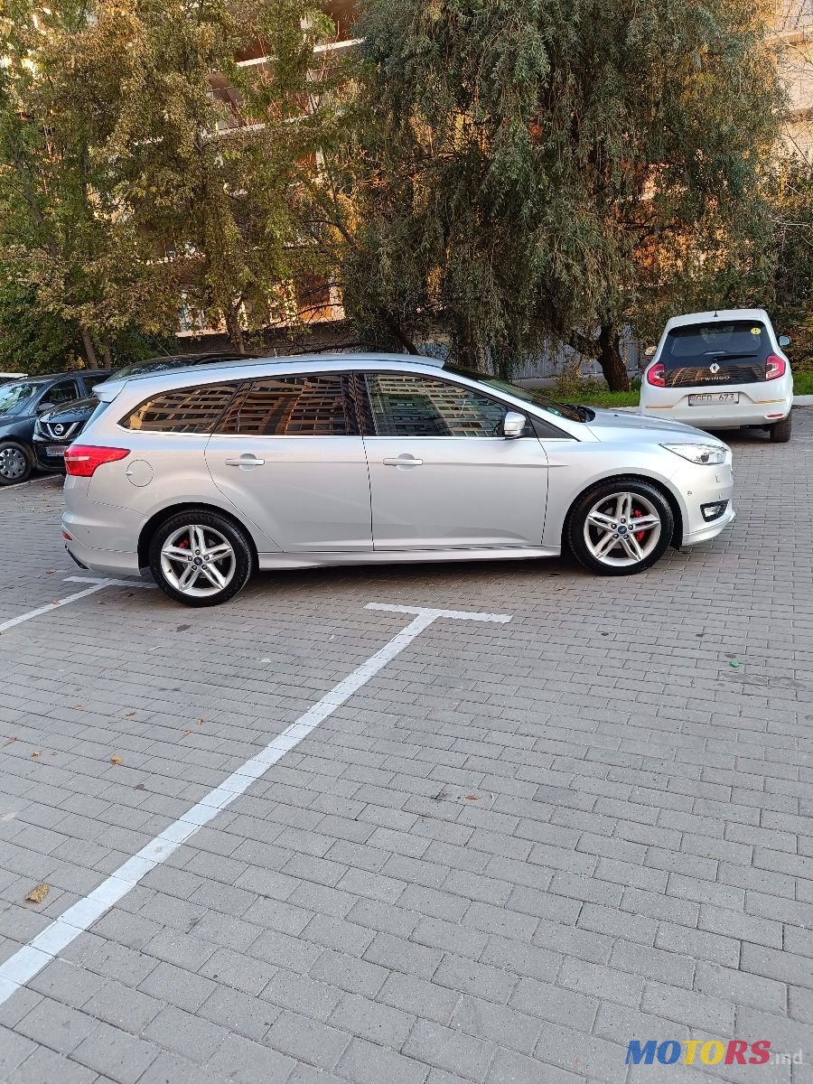 2015' Ford Focus photo #3