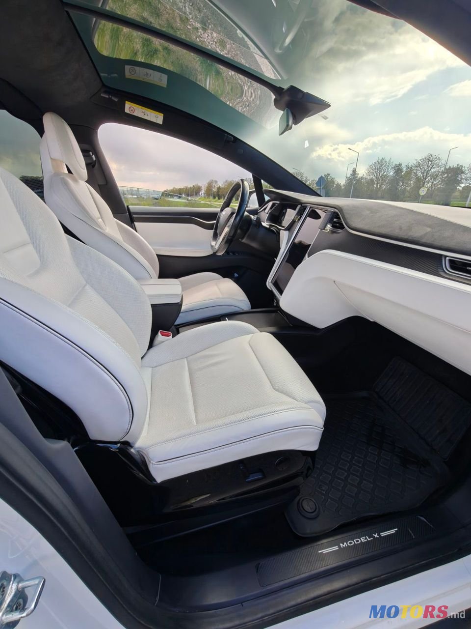 2016' Tesla Model X photo #4