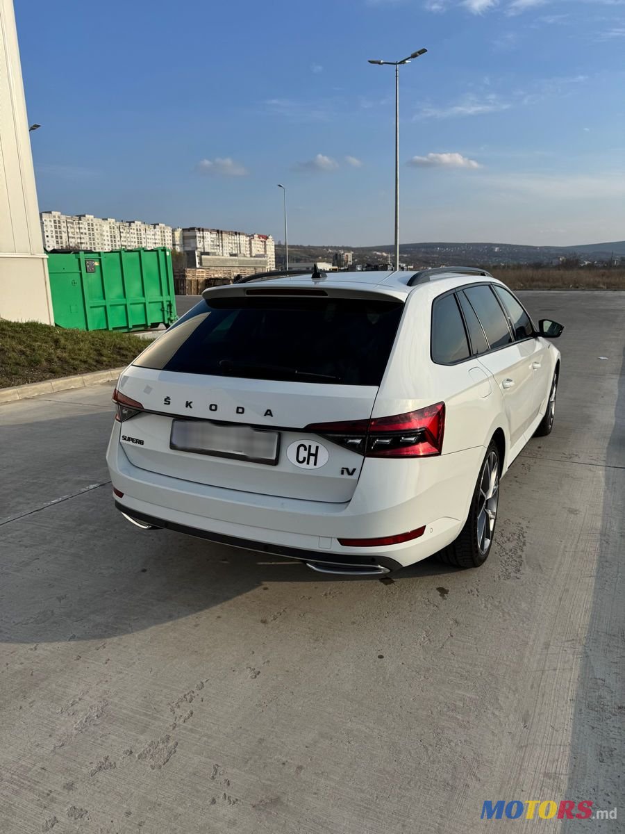2021' Skoda Superb photo #4