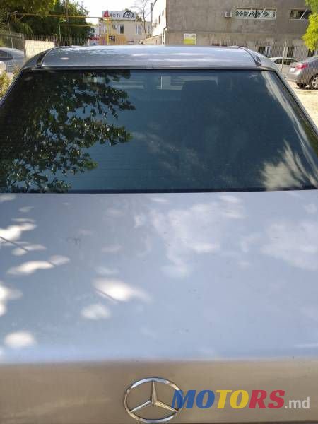 1994' Mercedes-Benz 124 photo #3