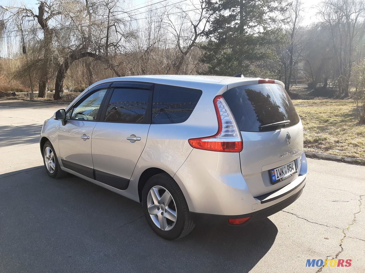 2012' Renault Grand Scenic photo #3