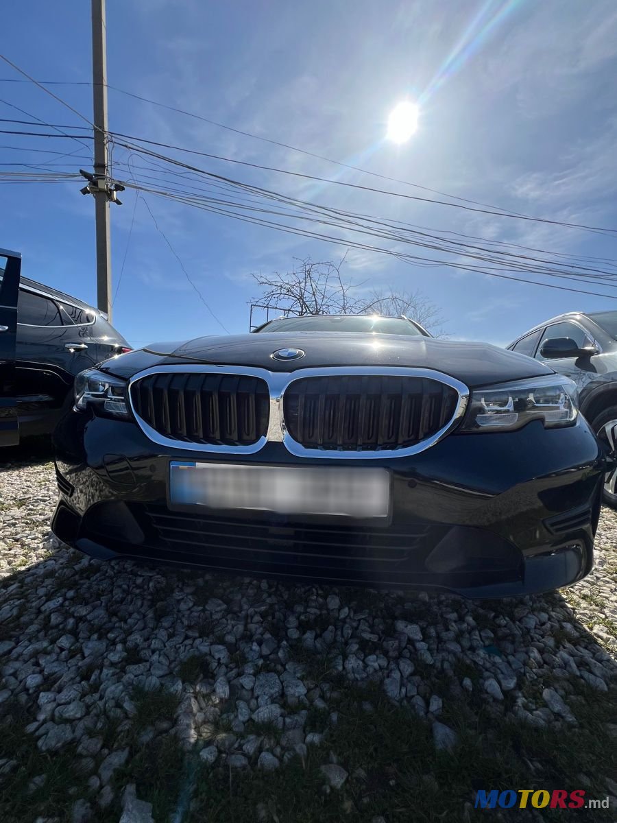 2021' BMW 3 Series photo #4