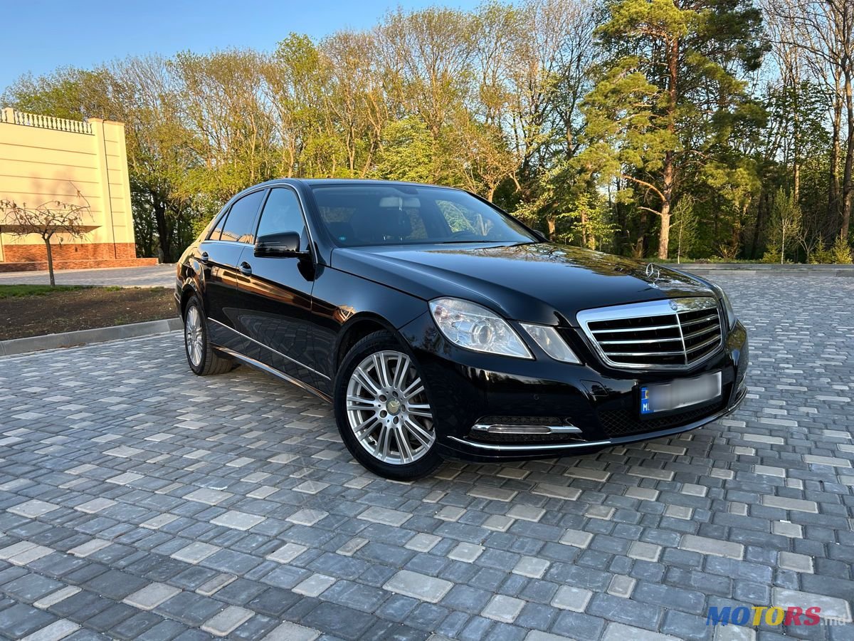2012' Mercedes-Benz E-Class photo #1