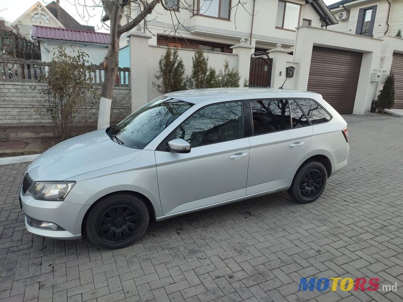 2015' Skoda Fabia photo #3