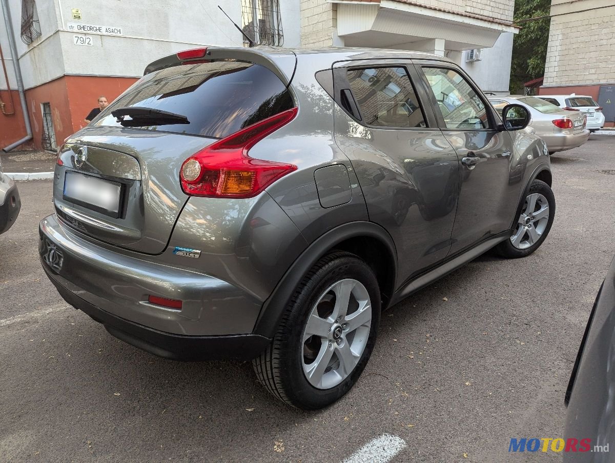 2012' Nissan Juke photo #3