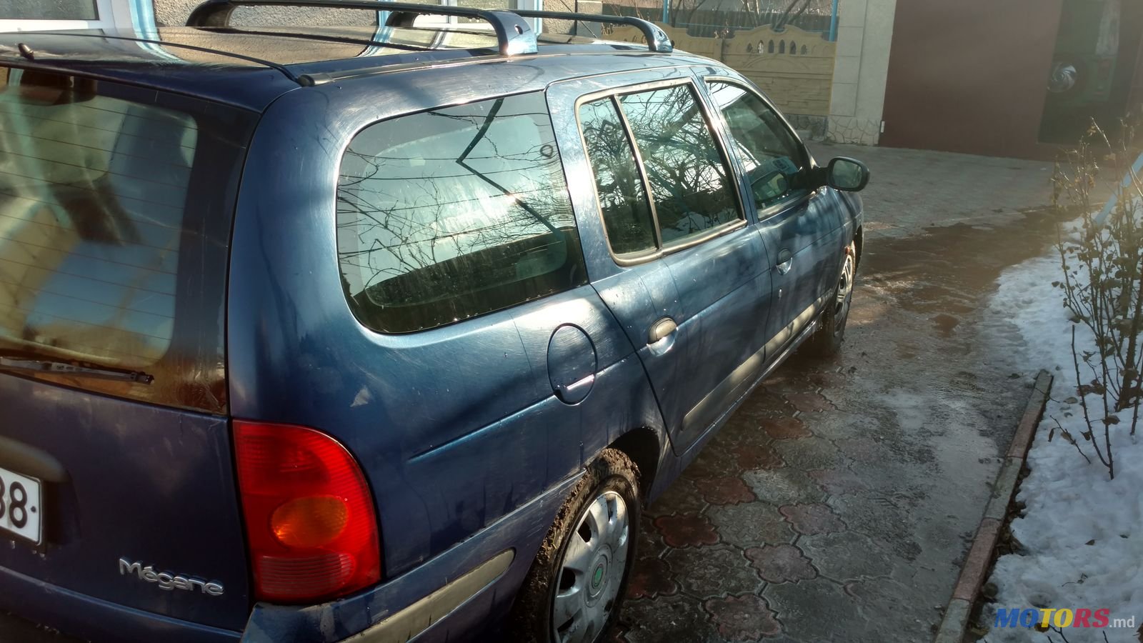 2001' Renault Megane photo #4