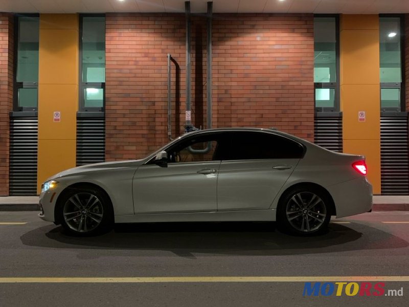 2017' BMW 3 Series photo #5