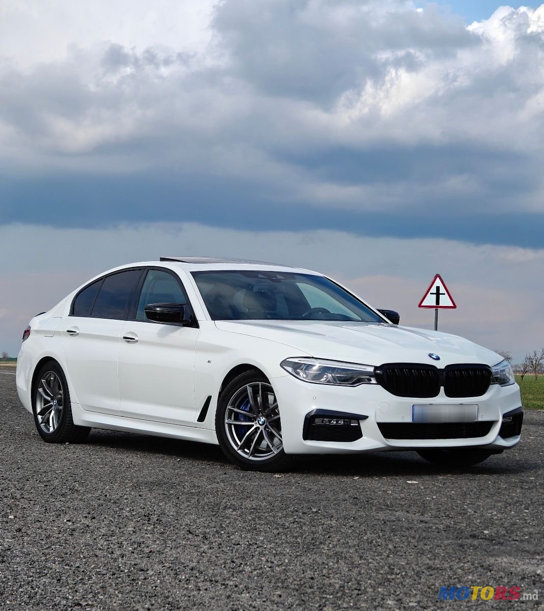 2018' BMW 5 Series photo #1