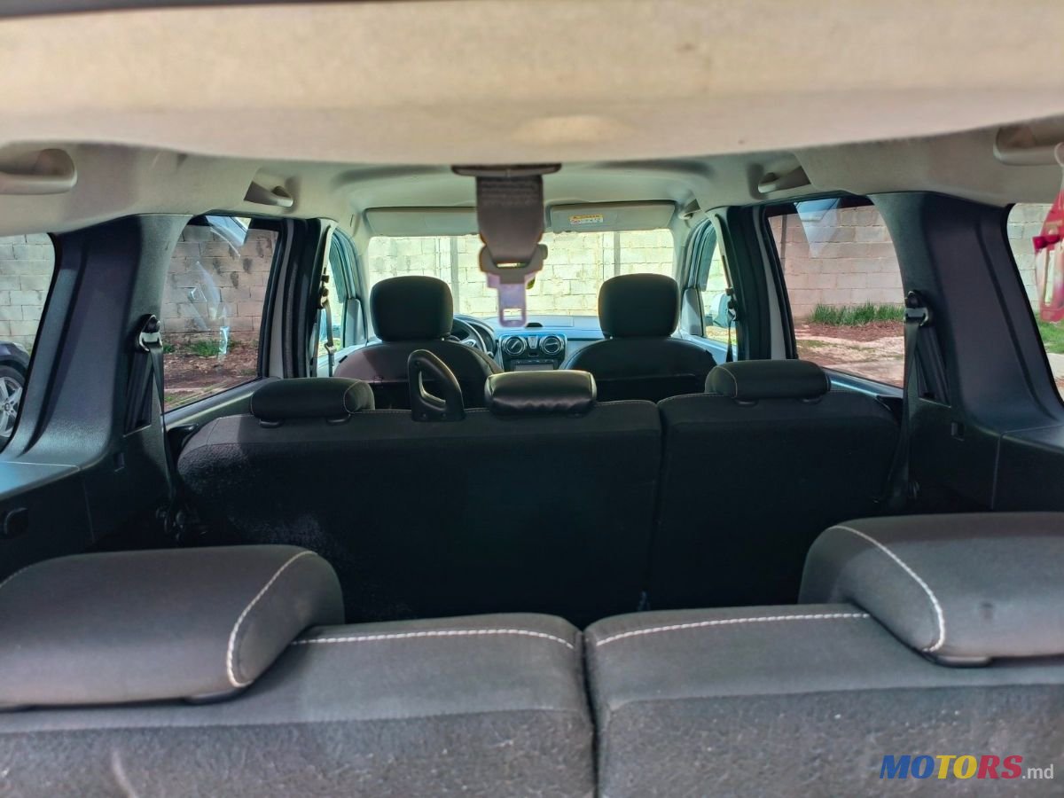 2017' Dacia Lodgy photo #6