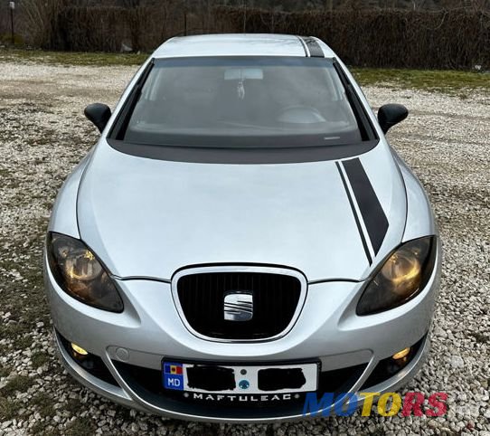 2007' SEAT Leon photo #2
