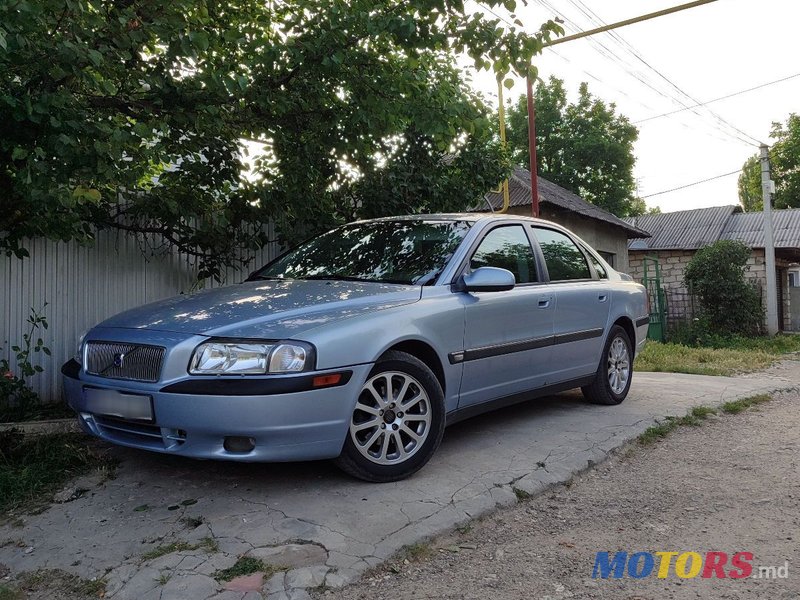 2002' Volvo S80 photo #3