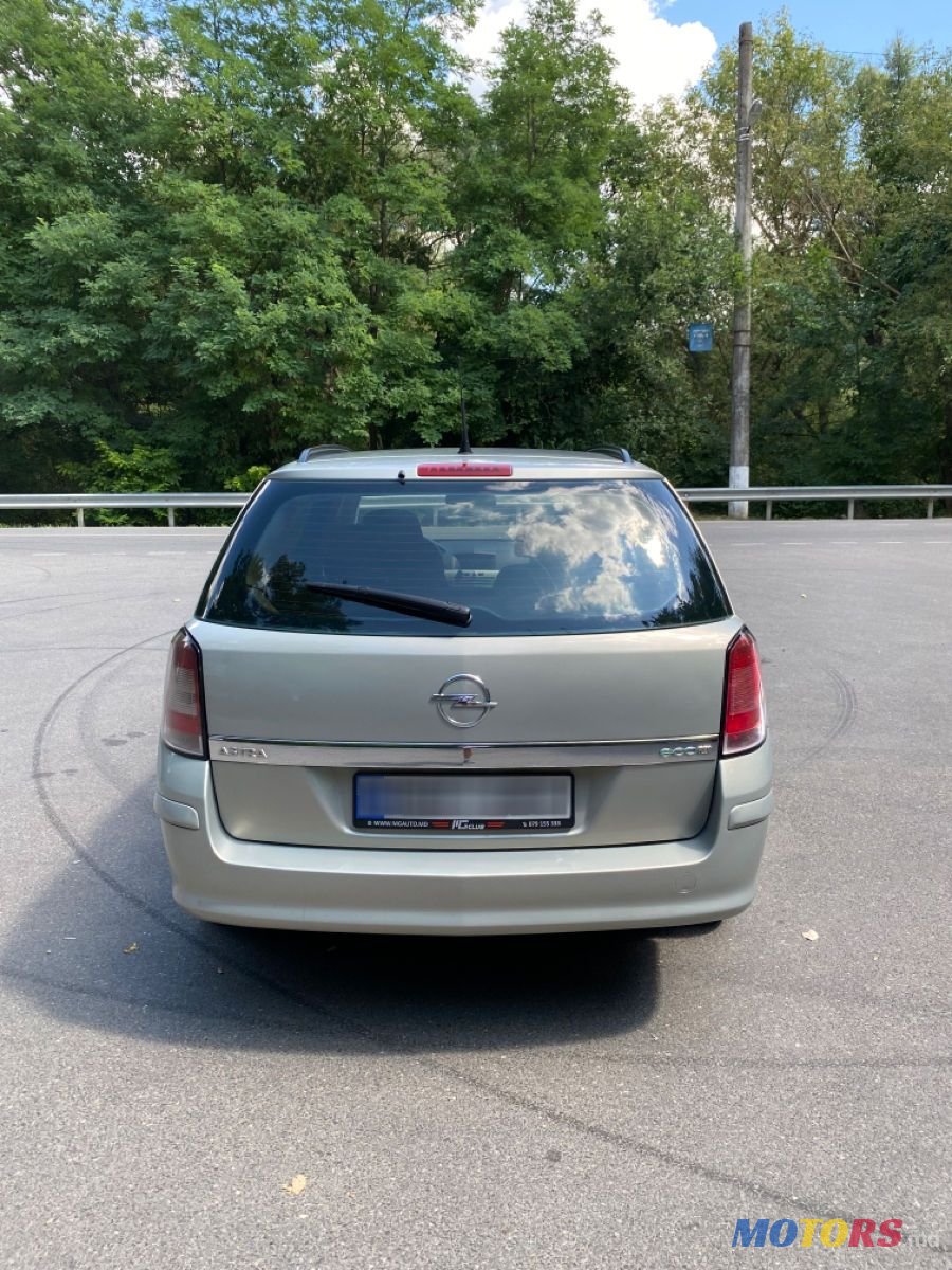 2008' Opel Astra photo #6