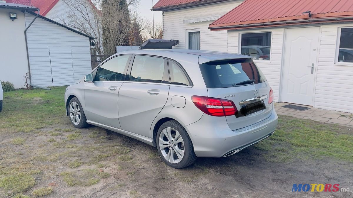 2015' Mercedes-Benz B-Class photo #4
