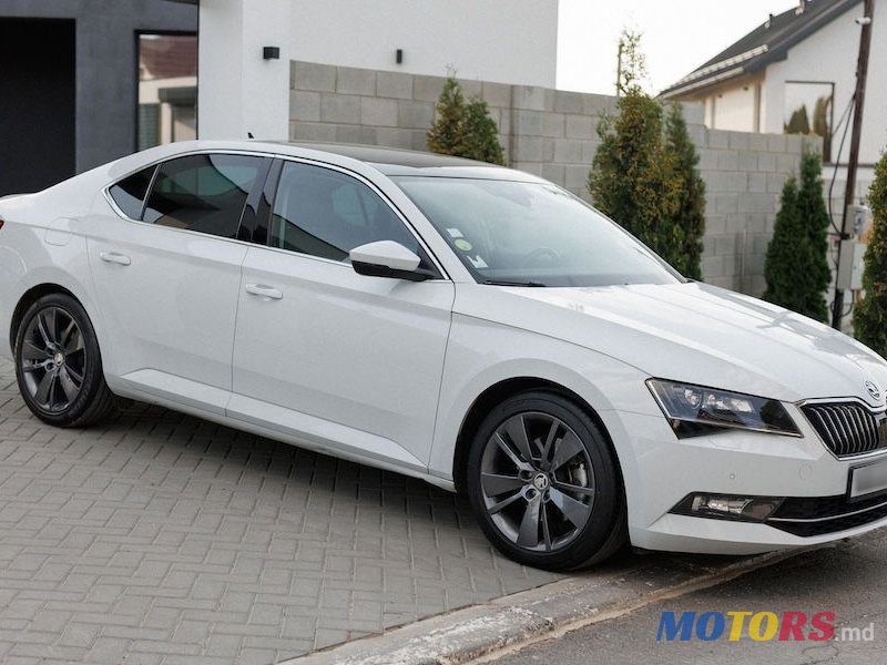 2019' Skoda Superb photo #1