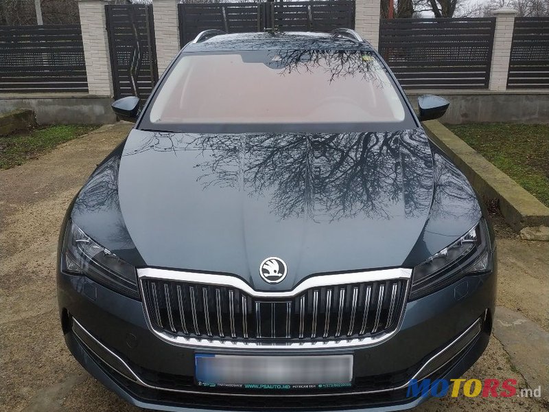 2020' Skoda Superb photo #1