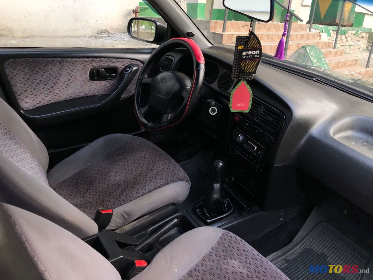 1996' Nissan Primera photo #6