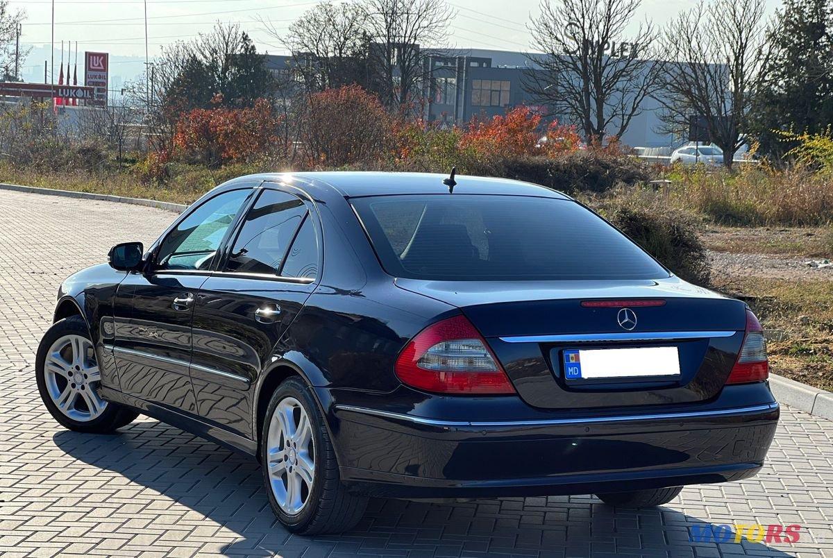 2007' Mercedes-Benz E Класс photo #6