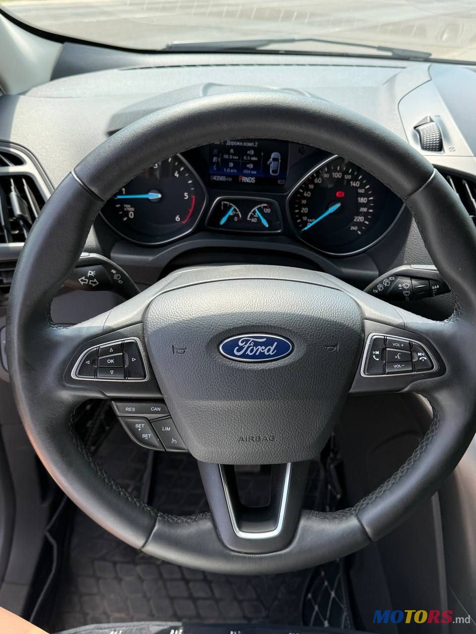 2019' Ford Kuga photo #4